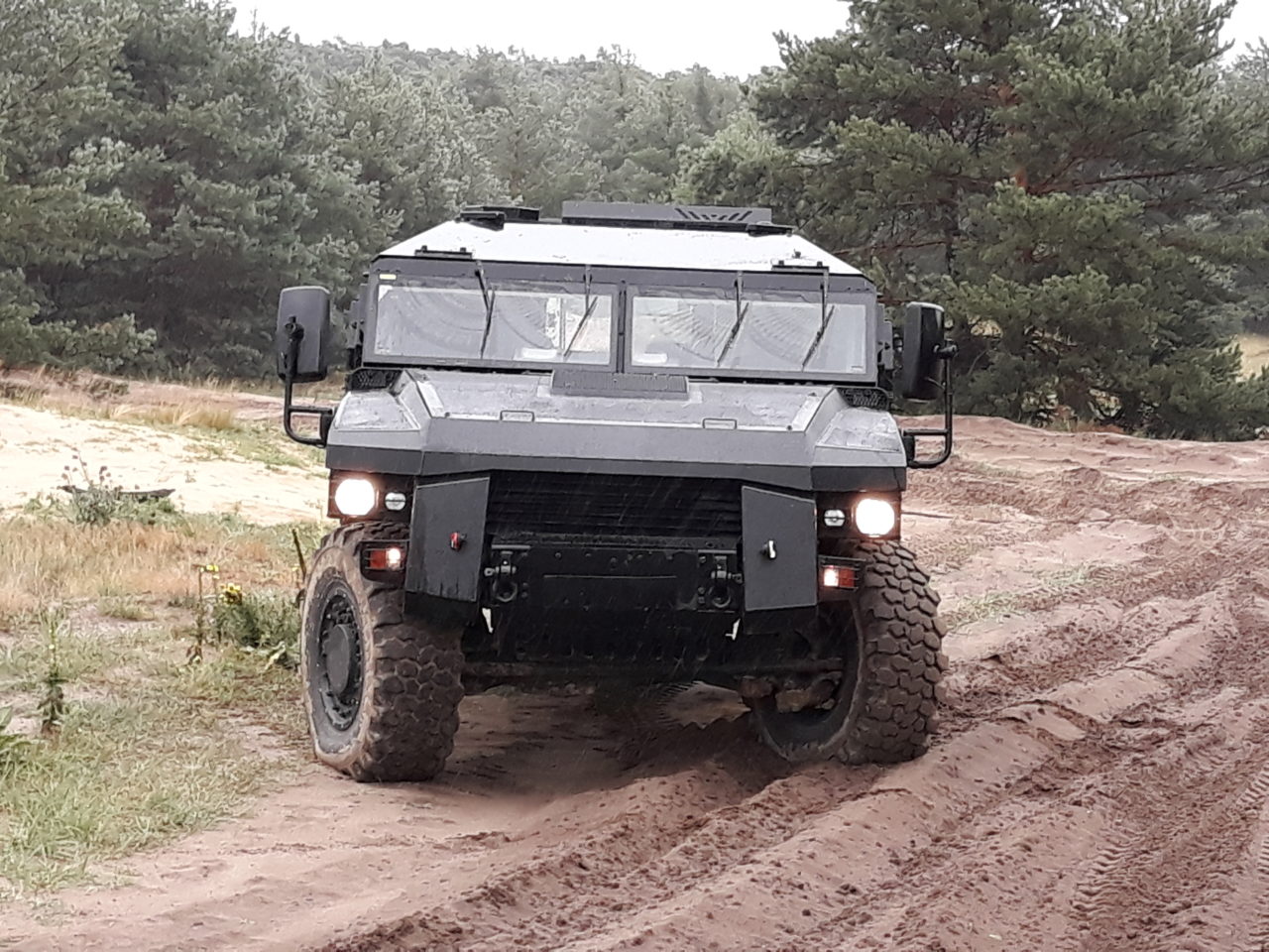 Test drive all-terrain vehicle Sherpa Test drive all-terrain vehicle Sherpa